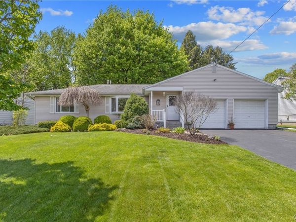 228 Marian Drive , Syracuse, NY 13219