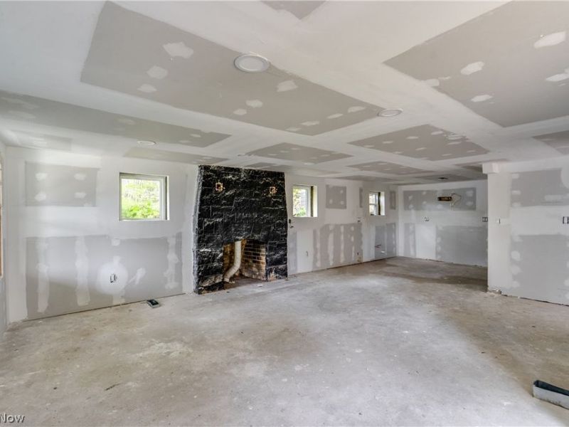 181 Portage Lakes Drive, Akron, OH 44319 Photo 13