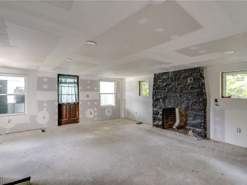 181 Portage Lakes Drive, Akron, OH 44319 Photo 14