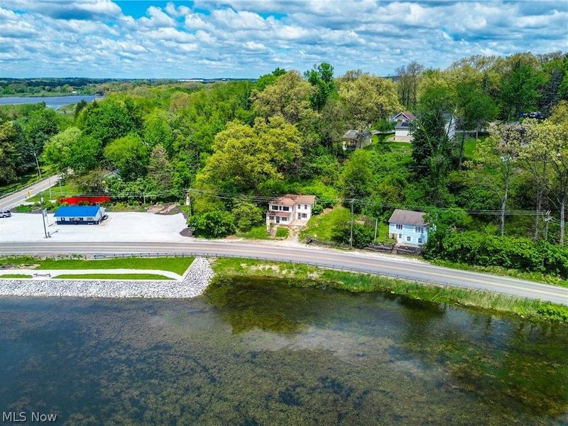 181 Portage Lakes Drive, Akron, OH 44319 Photo 8
