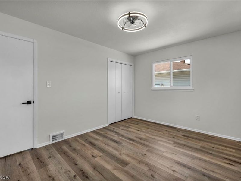 15424 Holland Road, Brook Park, OH 44142 Photo 14