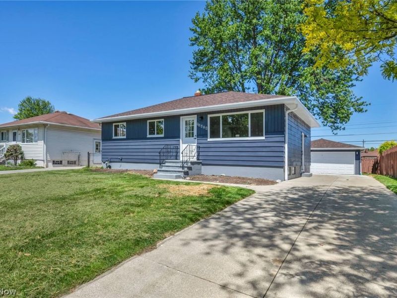 15424 Holland Road, Brook Park, OH 44142 Photo 2