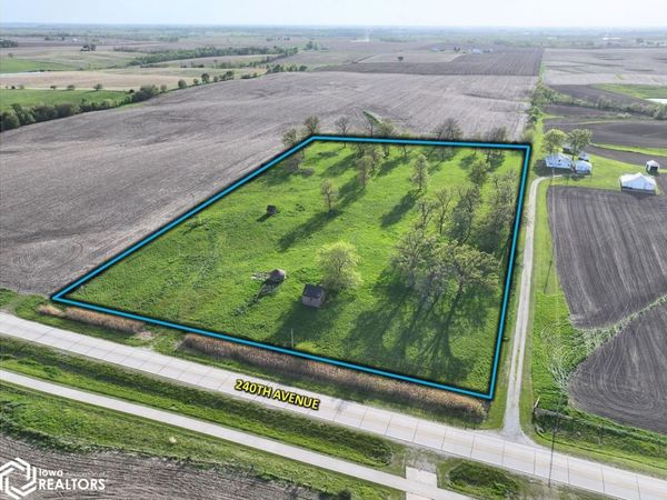 240th Avenue, Sigourney, IA 52591