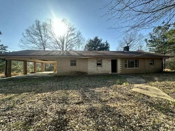 235 Mount Pisgah Road, Mantachie, MS 38855
