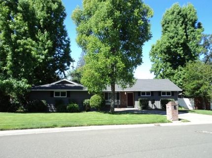 813 Columbia Dr, Sacramento, CA 95864 Photo