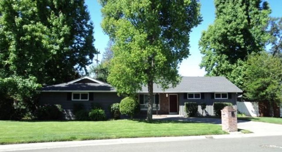 813 Columbia Dr, Sacramento, CA 95864 Photo