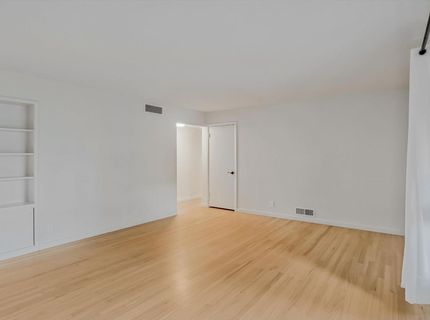 813 Columbia Dr, Sacramento, CA 95864 Photo