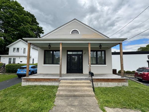 4 Oakwood Avenue, Lebanon, OH 45036