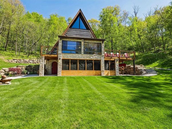 10343 County Road KP Road, Mazomanie, WI 53560