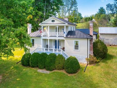 19 MT HERMON RD, MIDDLEBROOK, VA 24459