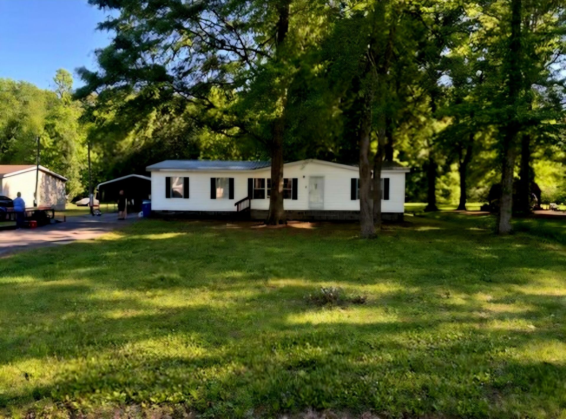 94 Forrestwood Dr , Manchester, TN 37355 Main Photo