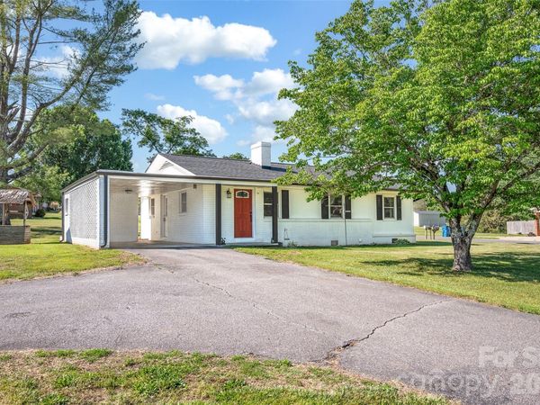 3033 E NC 10 Highway , Conover, NC 28613