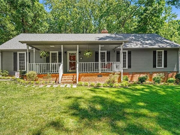 4903 Forest Oaks Drive , Greensboro, NC 27406