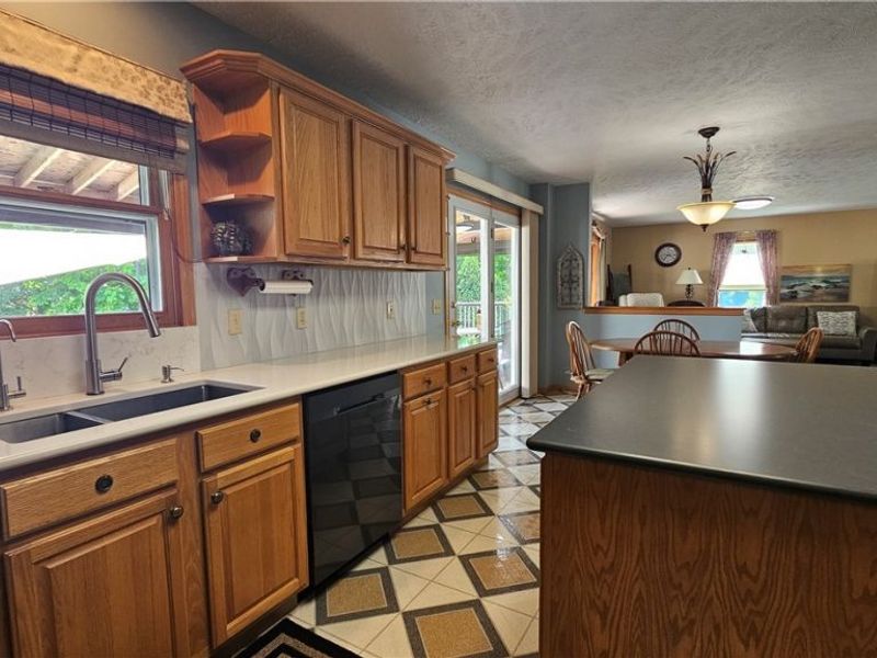 7392 Churchill Square, Mentor, OH 44060 Photo 12