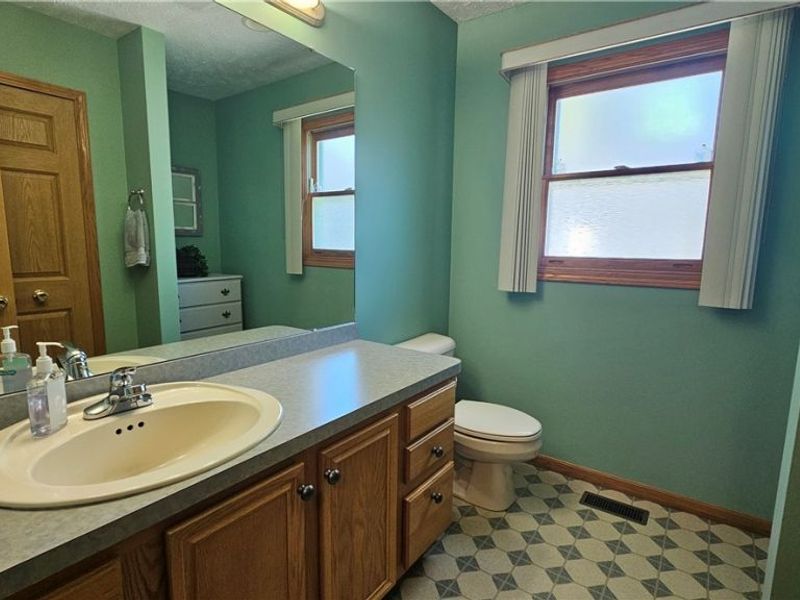7392 Churchill Square, Mentor, OH 44060 Photo 19