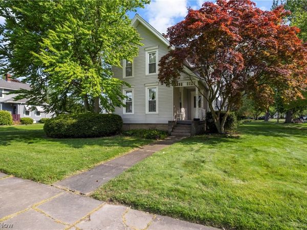 5459 South Street , Vermilion, OH 44089