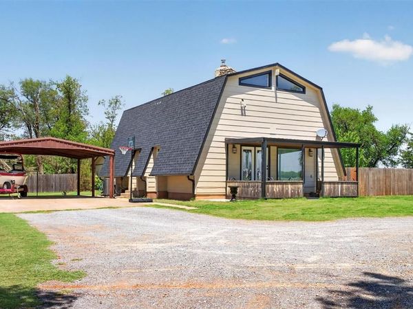 10953 Highway 34 , Elk City, OK 73644