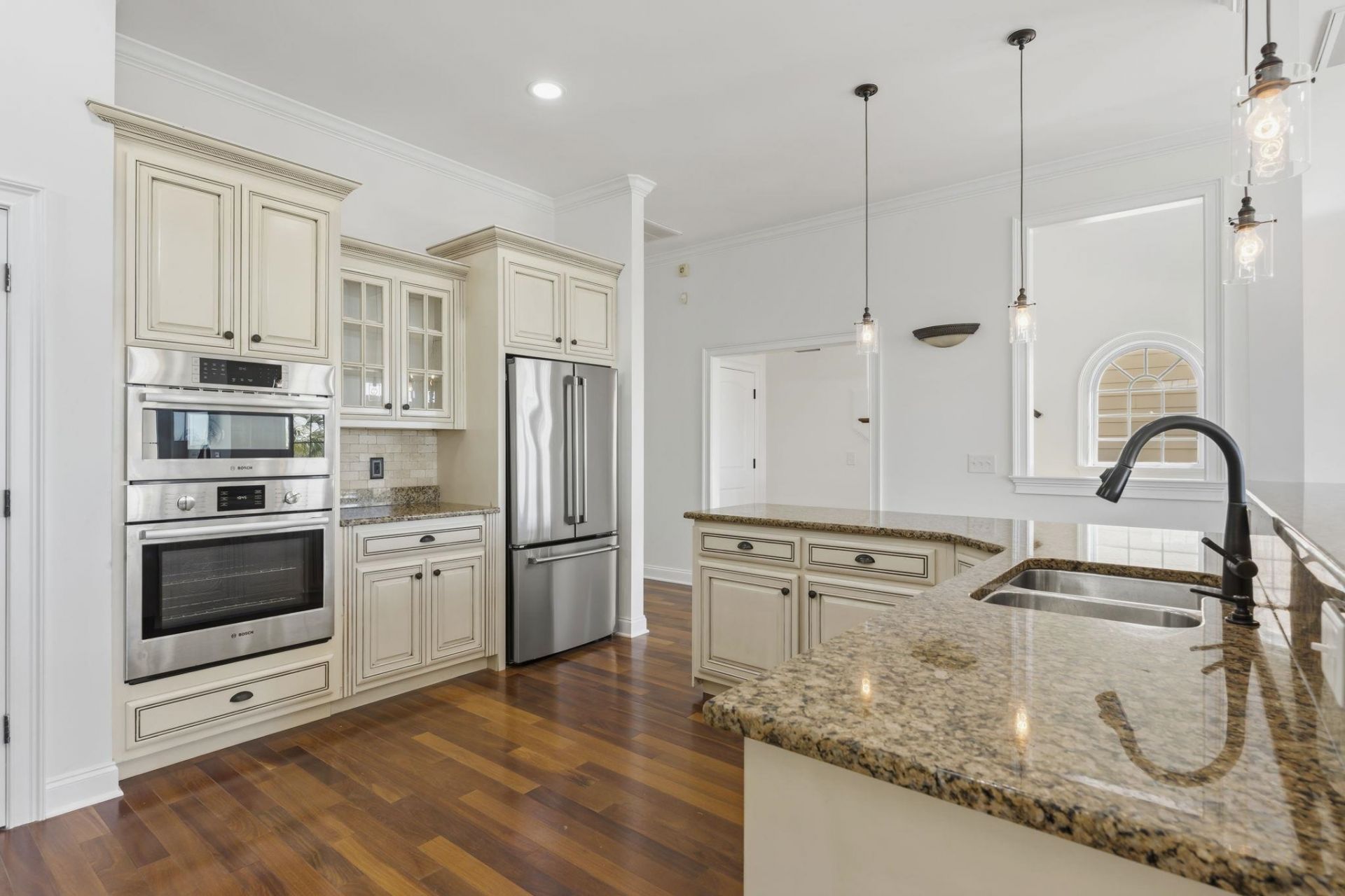 425 Saint Julian Ln. Photo 10