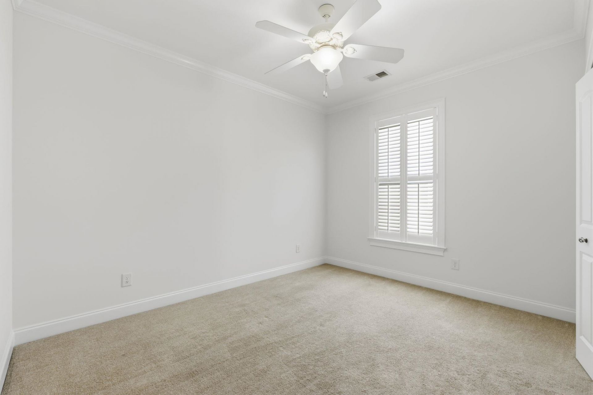 425 Saint Julian Ln. Photo 19