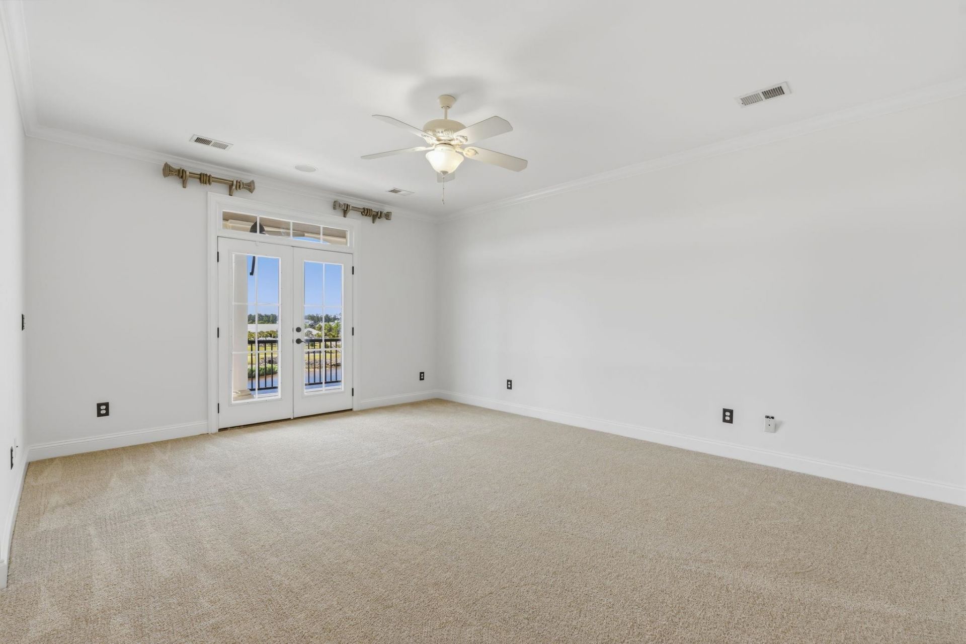 425 Saint Julian Ln. Photo 20