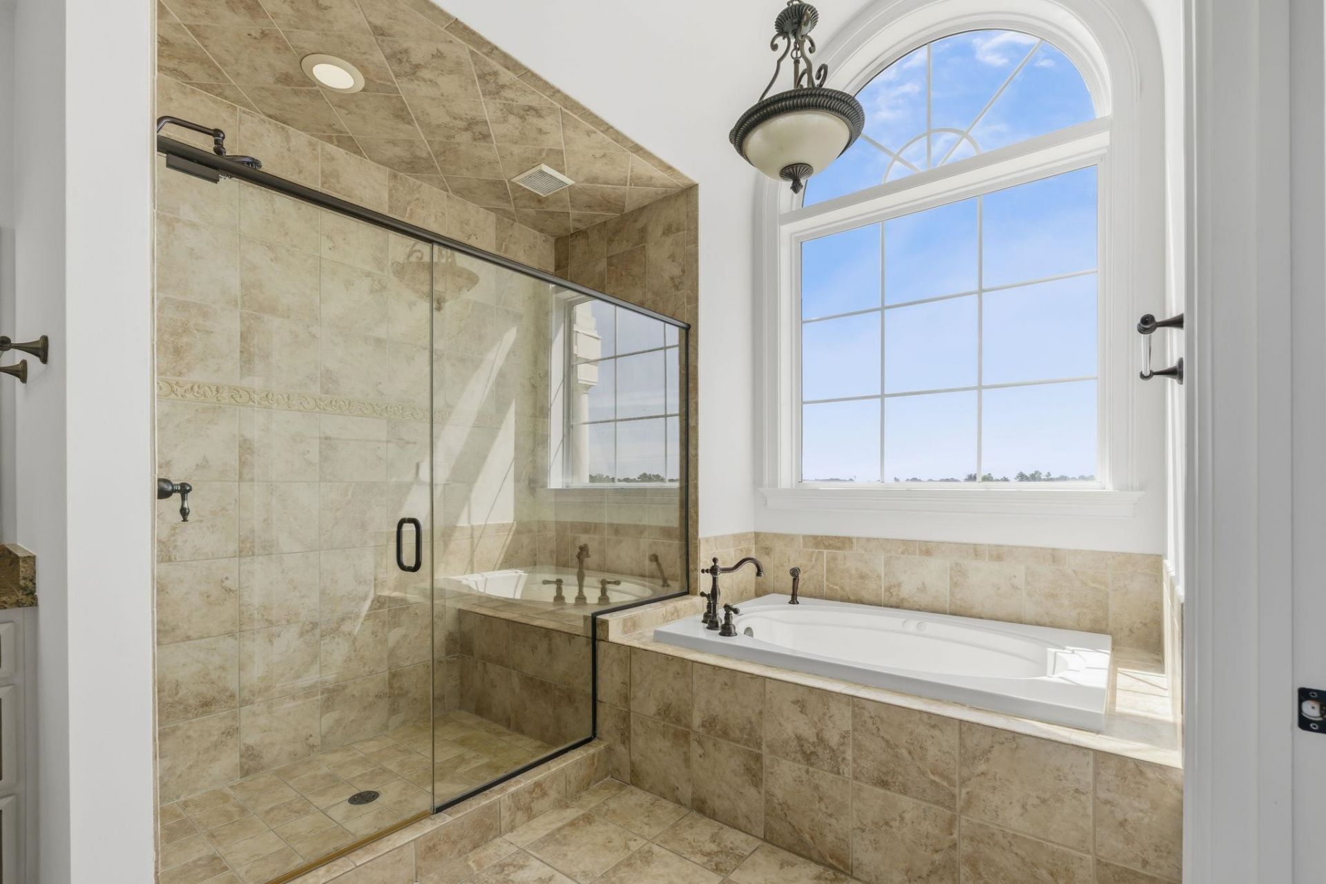 425 Saint Julian Ln. Photo 22