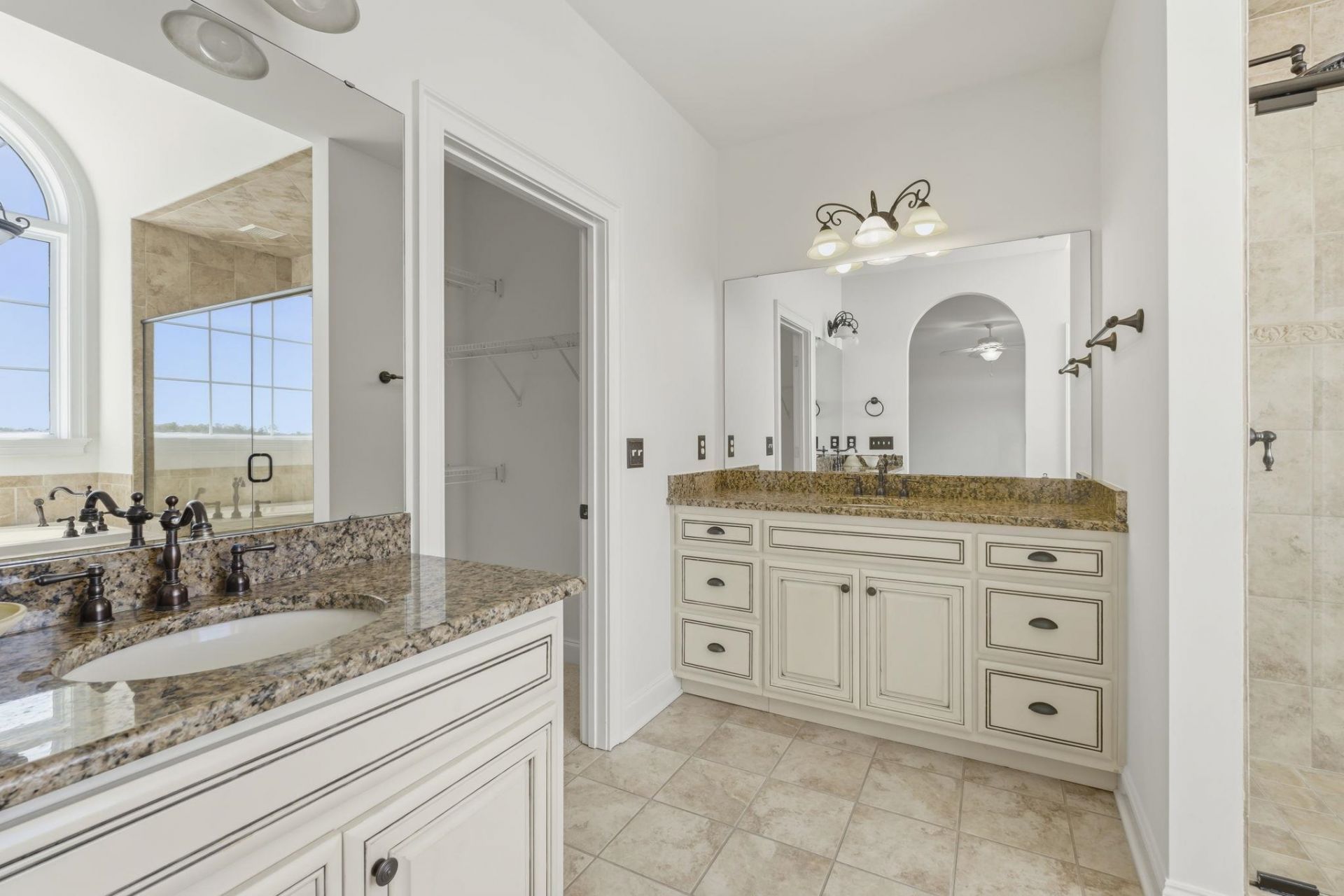 425 Saint Julian Ln. Photo 23