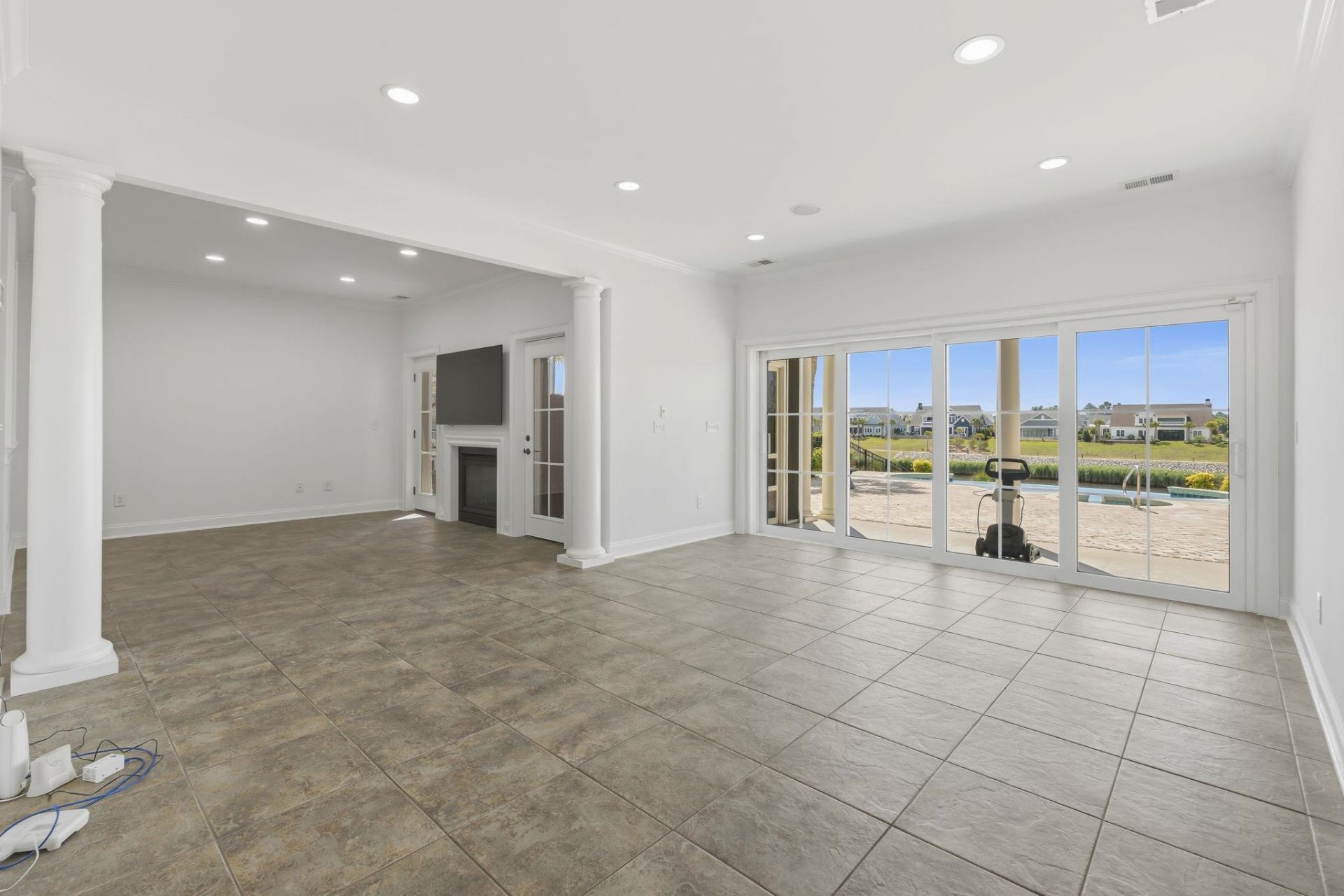 425 Saint Julian Ln. Photo 27