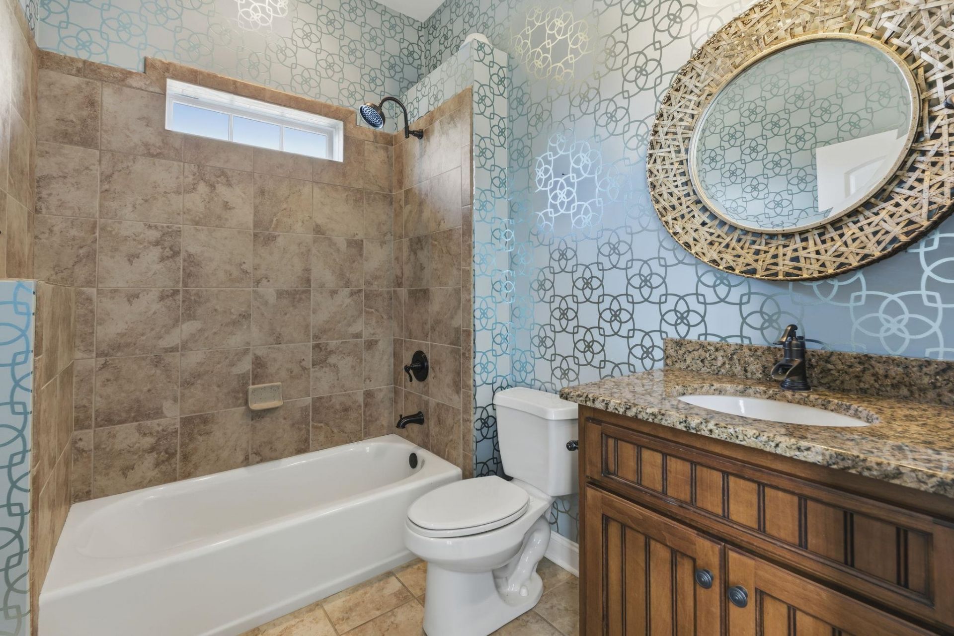 425 Saint Julian Ln. Photo 7