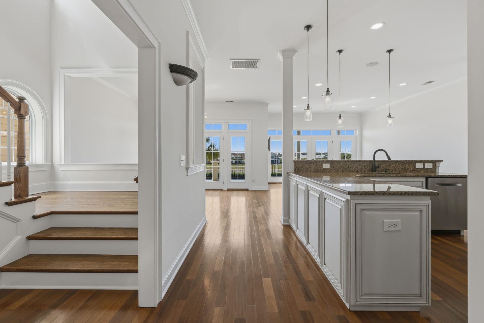 425 Saint Julian Ln. Photo 8