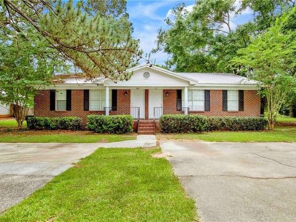 309 Peachtree Avenue, Foley, AL 36535
