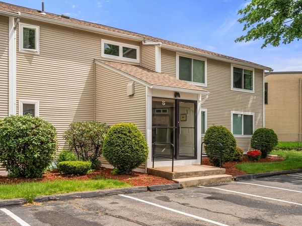 8 Arbor Way, Unit A, Holyoke, MA 01040