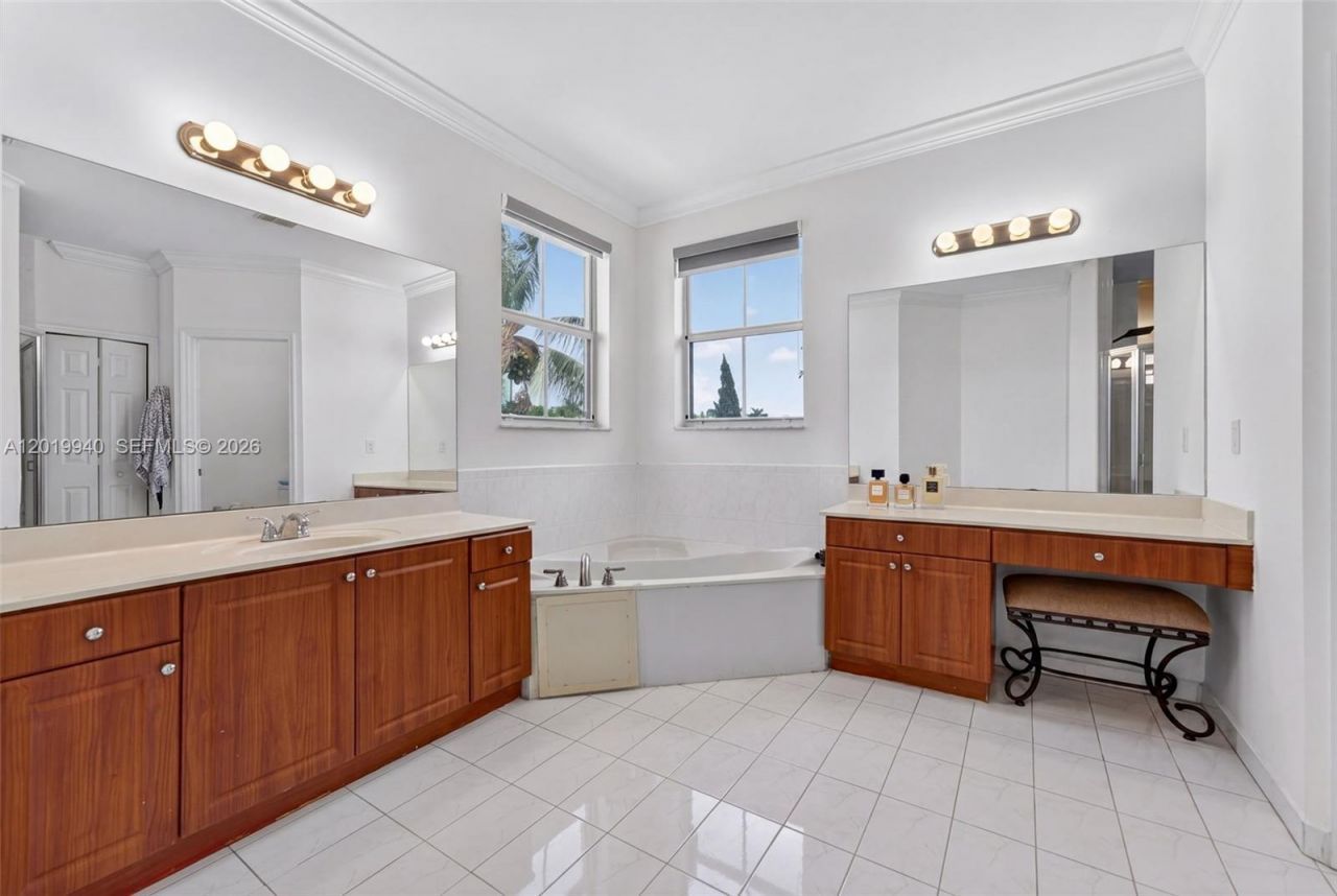 2631 SW 153rd Path , Unit 2631, Miami, FL 33185 Photo