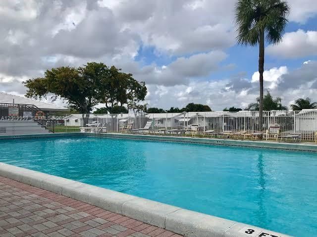 310 Leisure Blvd, Pompano Beach, FL 33064 Photo