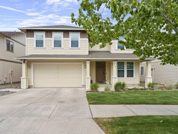 21172 Clairaway Avenue, Bend, OR 97702