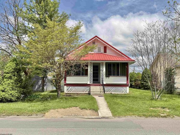 136 Heavner Avenue, Elkins, WV 26241
