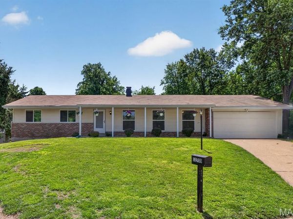 12700 Karenway, Unincorporated, MO 63146