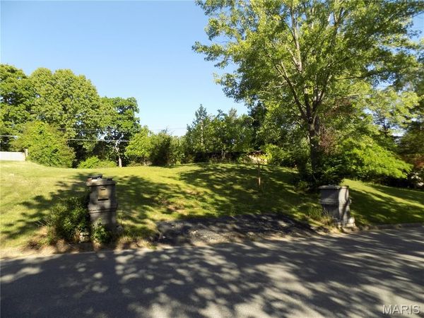 1102 Sycamore Drive, Rolla, MO 65401