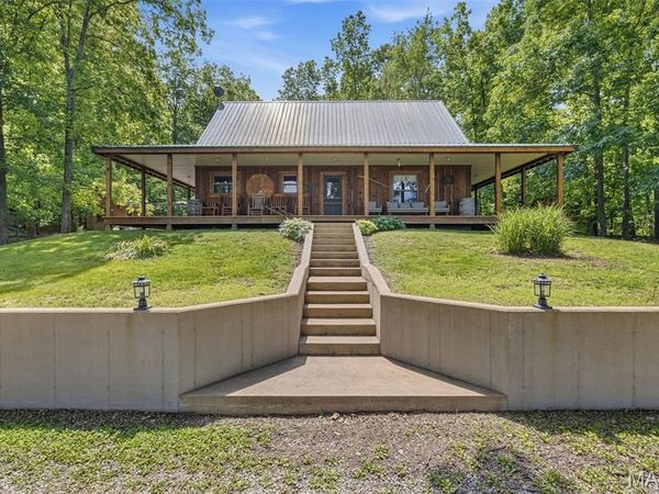 2276 Old Fredericktown Road , Farmington, MO 63640