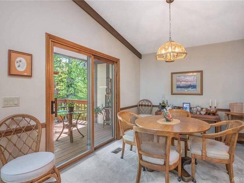 7060 Fallen Oak Trace, Centerville, OH 45459 Photo 5