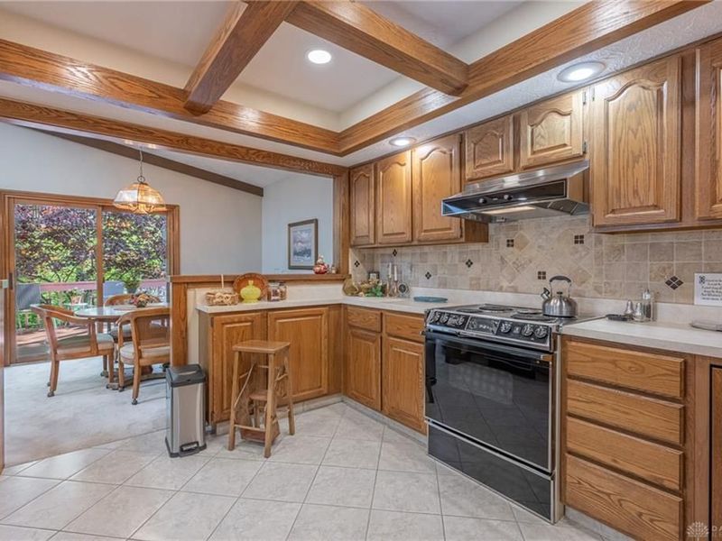 7060 Fallen Oak Trace, Centerville, OH 45459 Photo 8