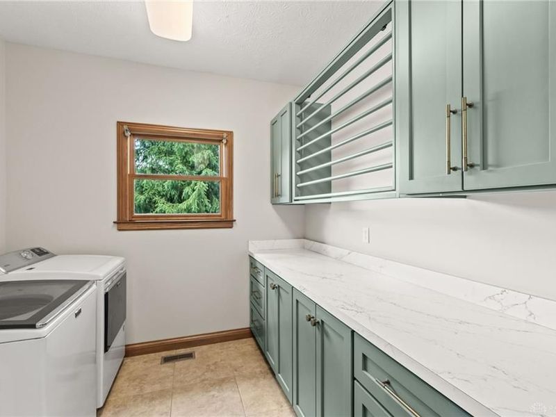 1234 W Lower Springboro Road, Springboro, OH 45066 Photo 23
