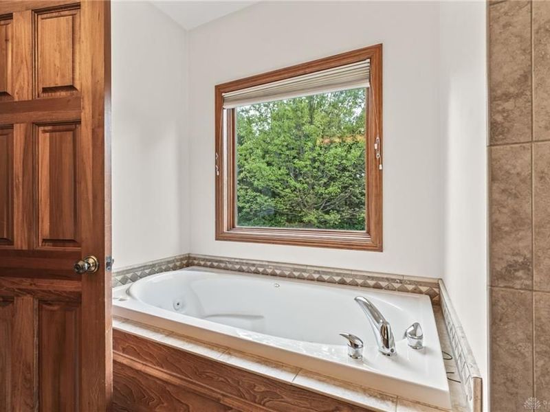 1234 W Lower Springboro Road, Springboro, OH 45066 Photo 28