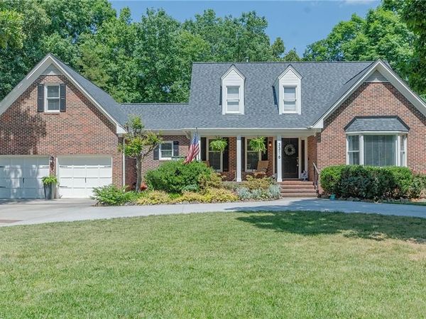 3316 Marlborough Road , Burlington, NC 27215