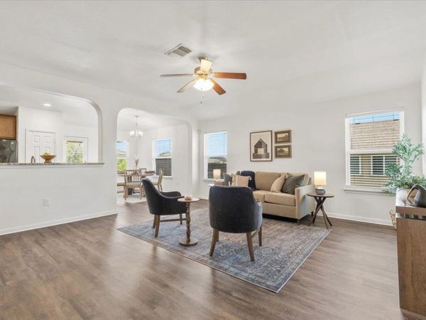 300 Nueces River TRL, Hutto, TX 78634