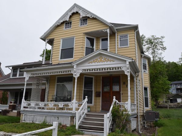819 Avenue D, Fort Madison, IA 52627