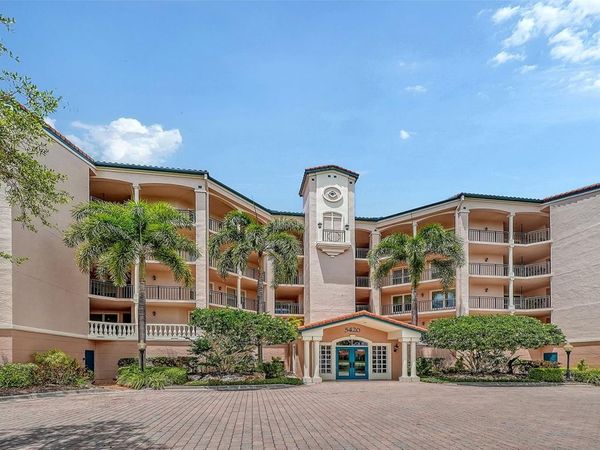 5420 EAGLES POINT CIRCLE , Unit 402, SARASOTA, FL 34231
