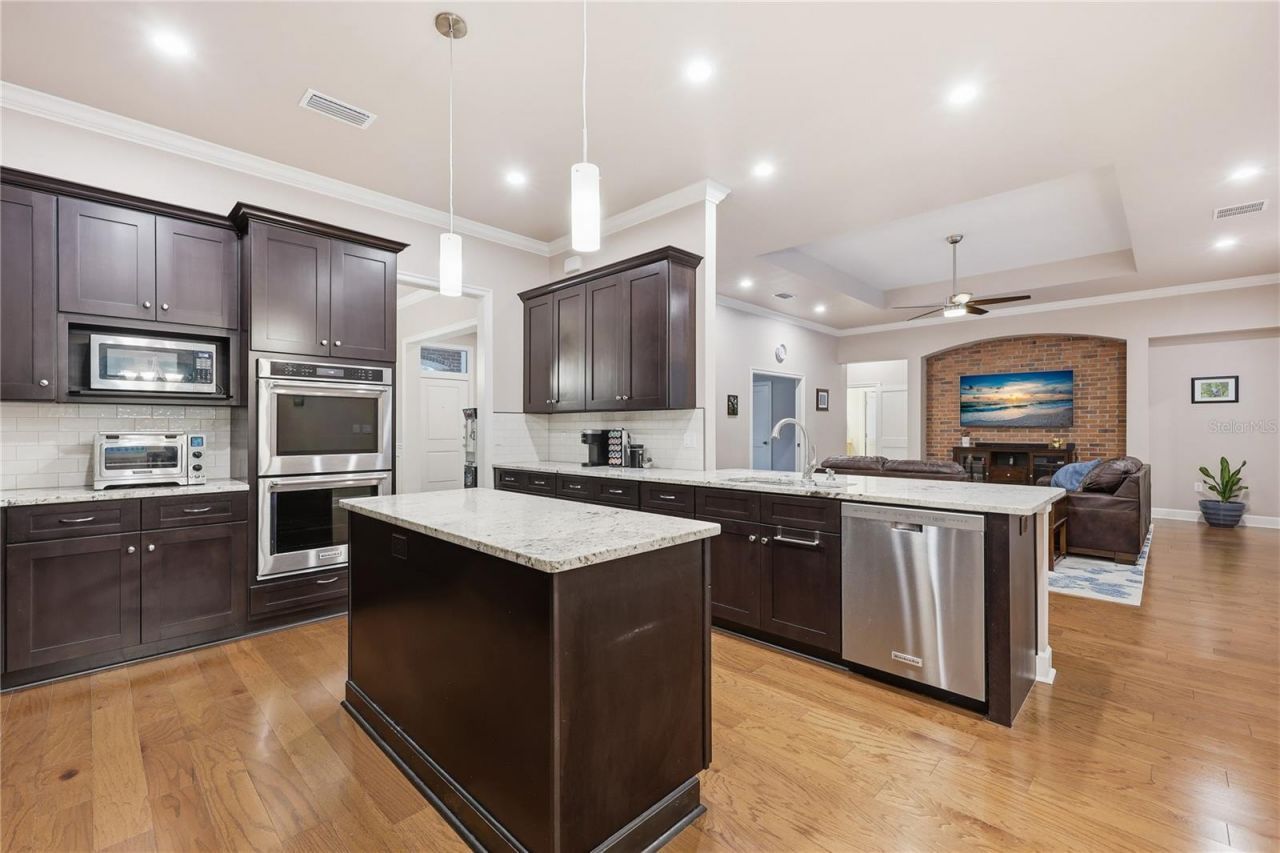 9208 NW 64th Terrace, Gainesville, FL 32653 Photo