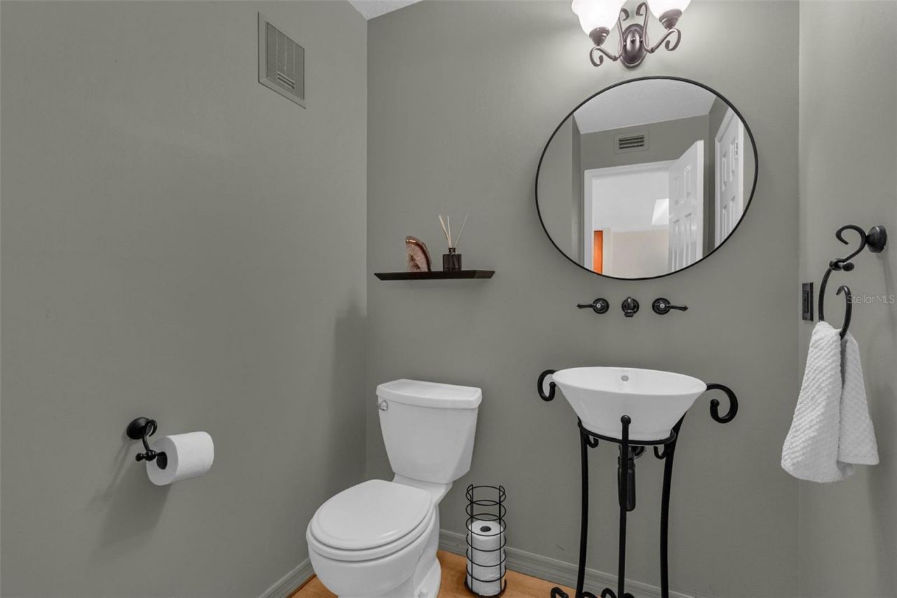 340 Killarney Bay Court, Unit 4-4, Winter Park, FL 32789 Photo