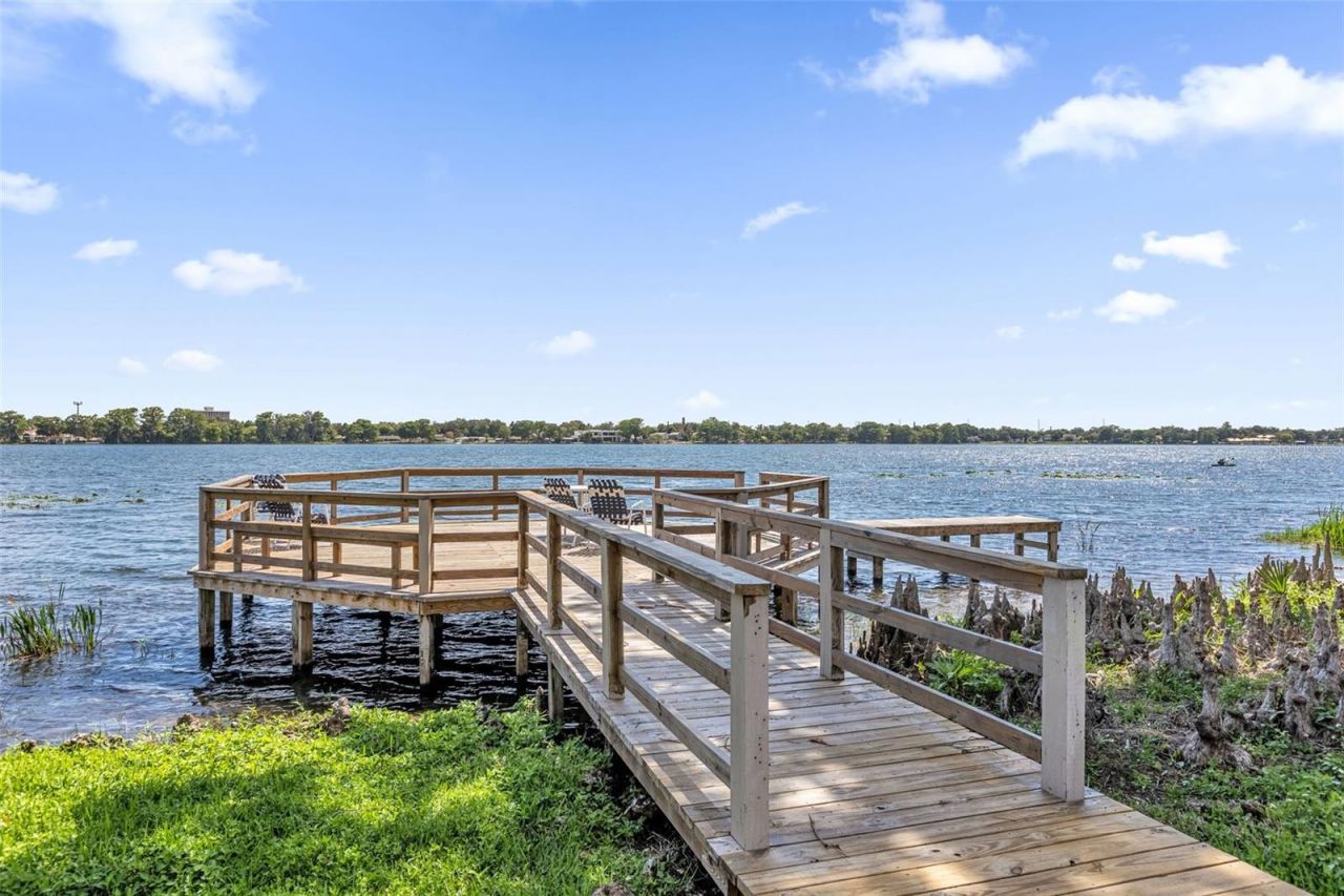 340 Killarney Bay Court, Unit 4-4, Winter Park, FL 32789 Photo