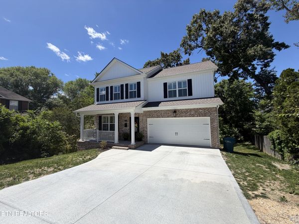 1204 Emerald Forest Lane, Powell, TN 37849